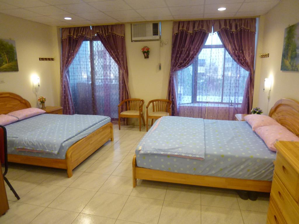 Sun Moon Star Hostel Budai Экстерьер фото